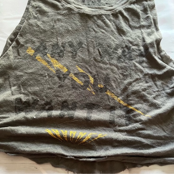 Gray Sleeveless Sheer ‘Any Way You Want It’ Journey Cut Off Crop Top, Size XS - Picture 3 of 9